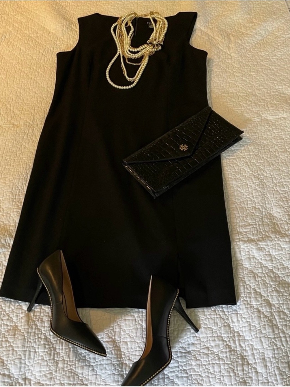 Grace Black Sleeveless Dress
